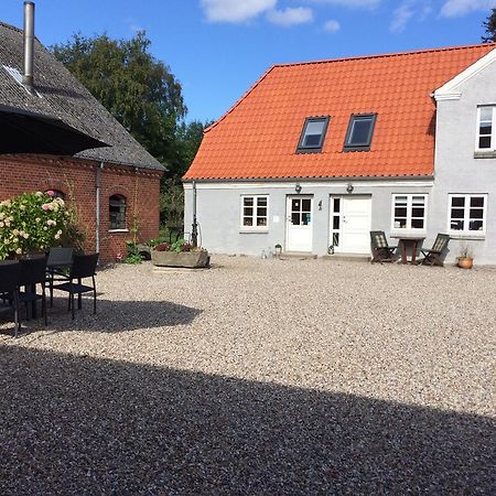 Kildegaarden Bed & Breakfast Frorup Exteriör bild