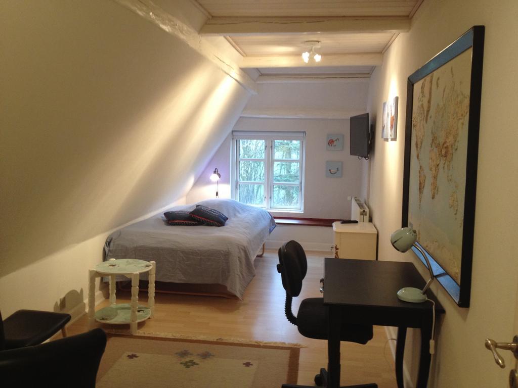 Kildegaarden Bed & Breakfast Frorup Rum bild