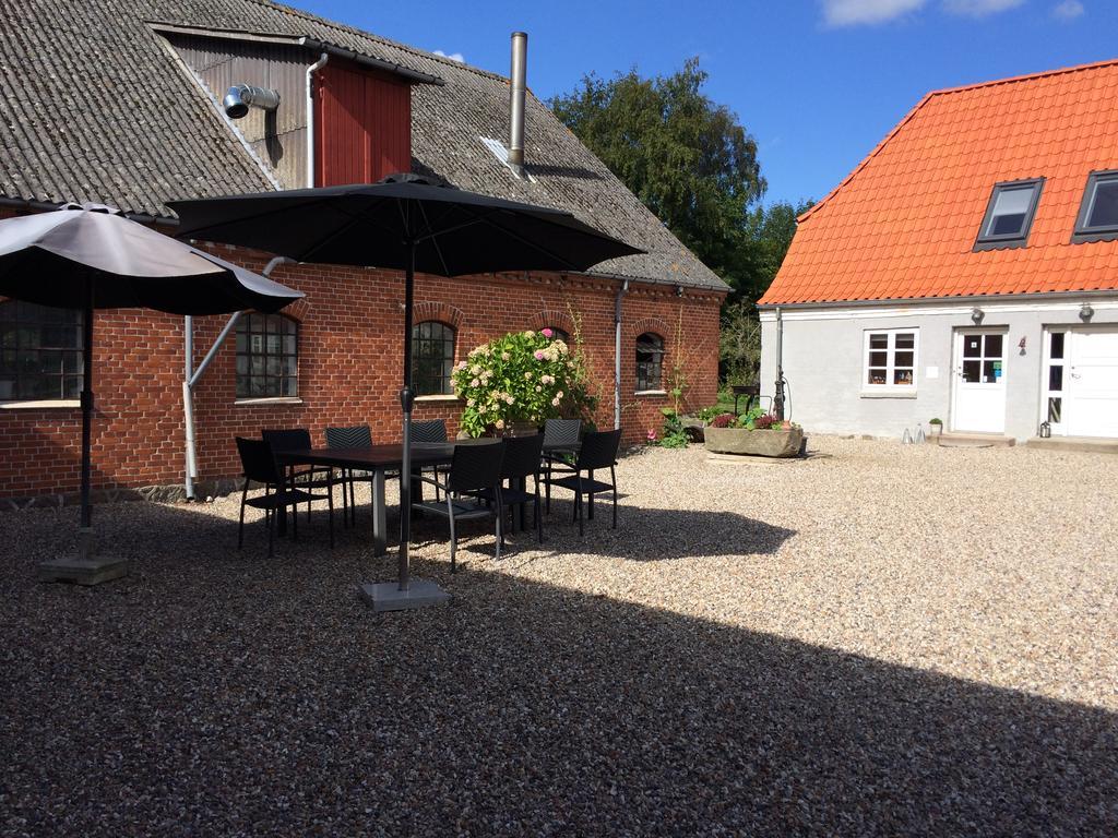Kildegaarden Bed & Breakfast Frorup Exteriör bild